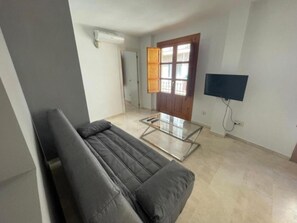 TV - Charming apartment in the heart of Granada - 4 guests (Granada)