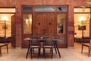 Deluxe Room, Garden View | Dining - Botanique Goa (Assagao)