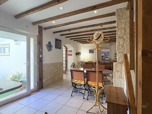 Interior - Family house, air-conditioned - 6 guests (Banyuls-sur-Mer)