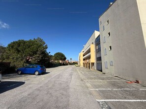Property grounds - Cozy apartment with balcony - 4 guests (Narbonne)