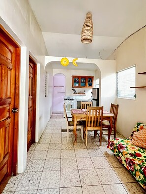 Dining - Charming Casita Near the Heart of San Juan del Sur (San Juan del Sur)