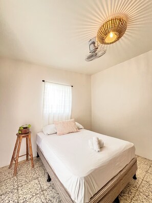 1 bedroom, WiFi, bed sheets - Charming Casita Near the Heart of San Juan del Sur (San Juan del Sur)