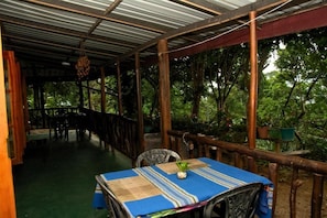 Outdoor dining - Bliss In Viya Ella (Ella)