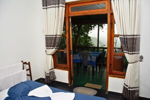 Dubbelrum - utsikt mot bergen | Restauranger