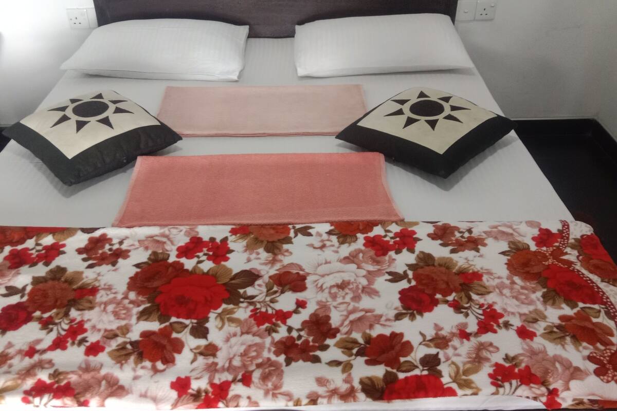 Comfort Double Room, Balcony, Mountain View | Bathroom | Shower, hair dryer, towels, soap