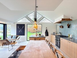 Casa | Cozinha privada | Cadeirão de bebê