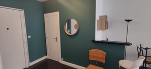 Interior - 50 meters from the beach and the Promenade des Anglais. (Nice)