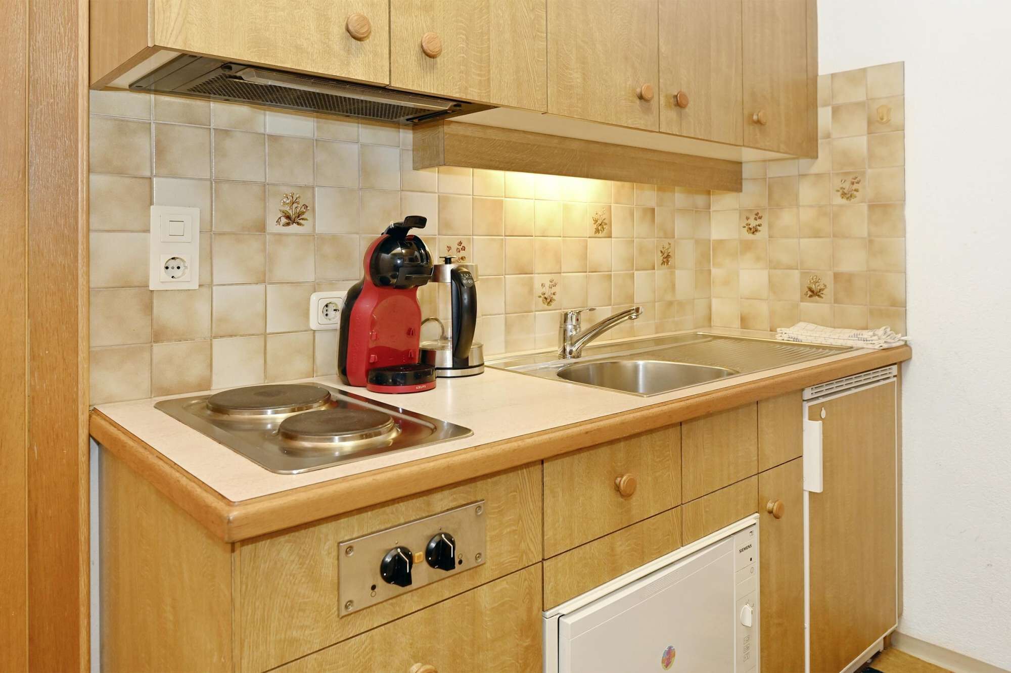 Kühlschrank, Mikrowelle, Geschirrspüler