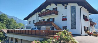 Rundblick 5 – Spacious holiday apartment for 8 guests