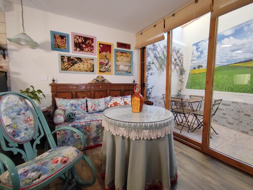 Breathe, Unwind, and Feel at Aromas de Siempre