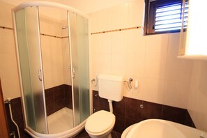 Bathroom - Vrbo Property (Dramalj)