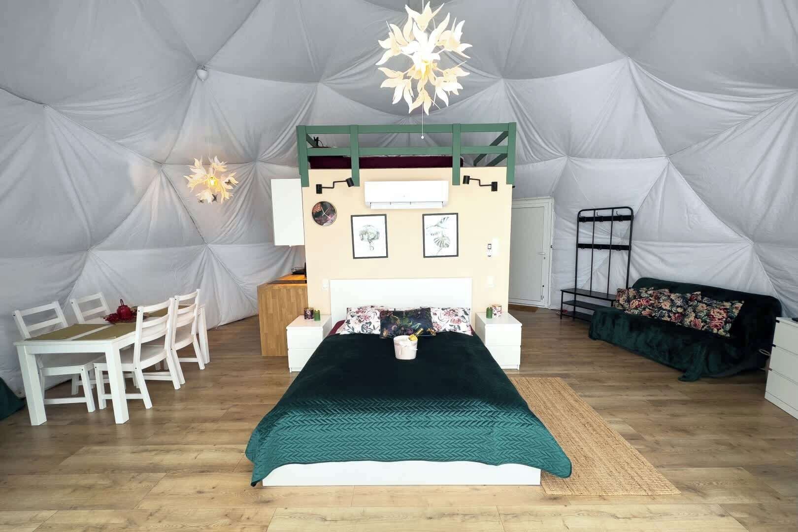 1 bedroom, free WiFi, bed sheets