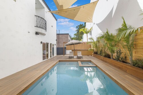 Laurel Ridge: Elevated Canyon Escape With Spa-like Living & Style