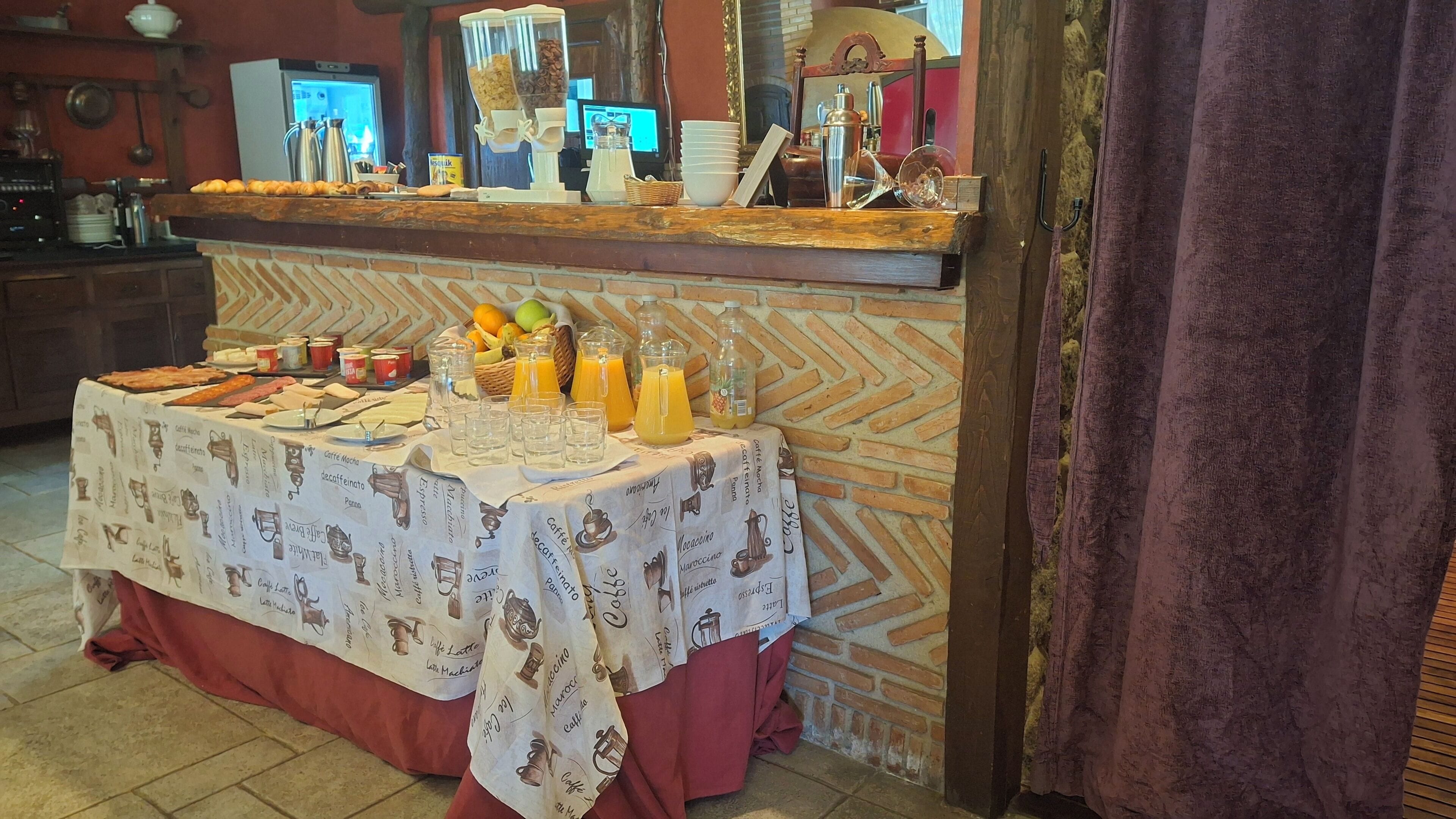 Petit déjeuner buffet servi tous les jours en supplément