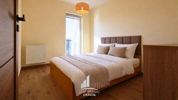 Basic Apartment, Balcony, Lake View