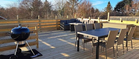 House | Outdoor dining