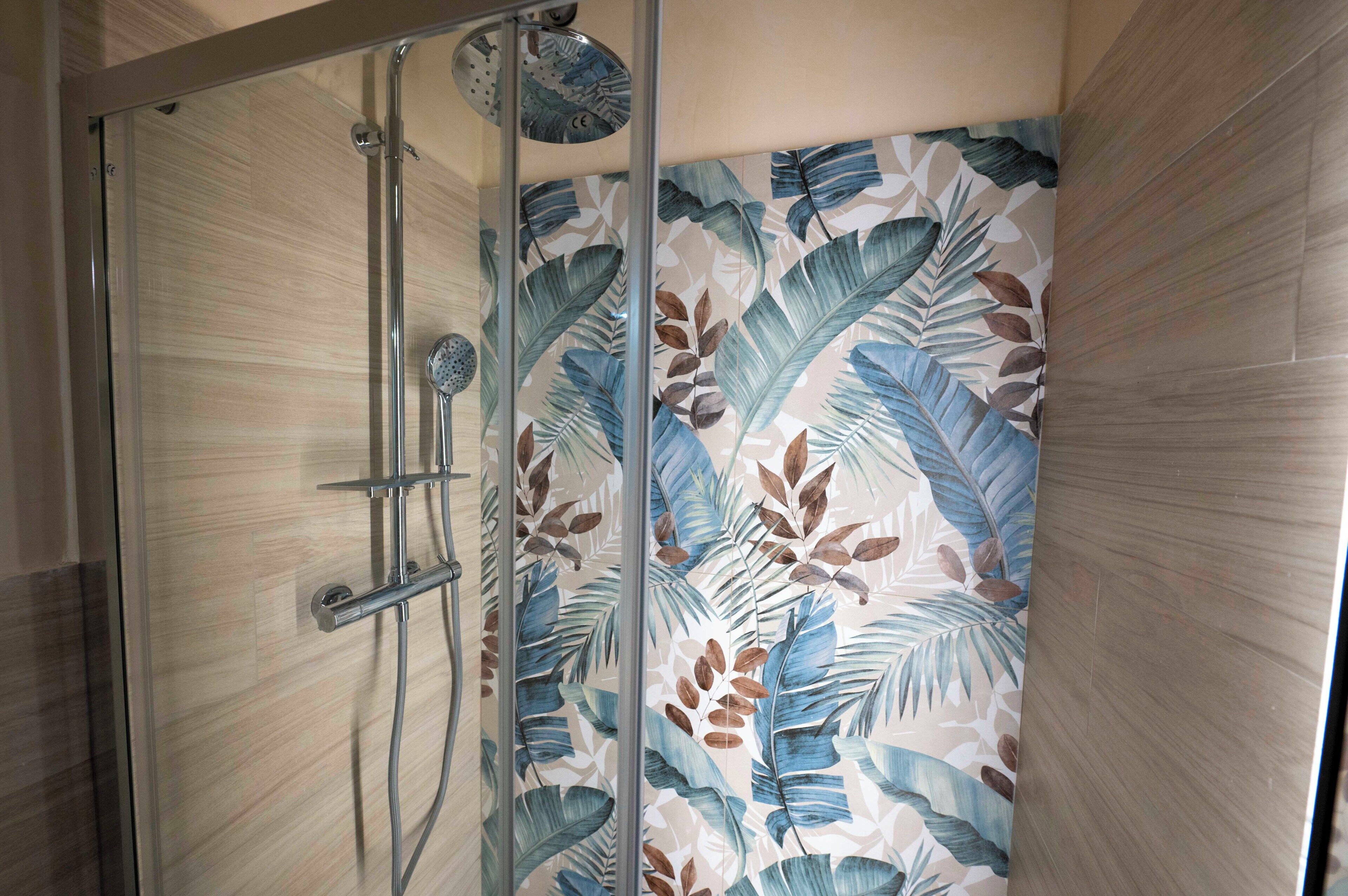 Classic Double Room | Bathroom