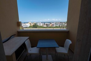 Outdoor dining - B&B Teresita (Gallipoli)