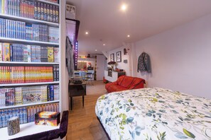 Room - Vrbo Property (Templemars)