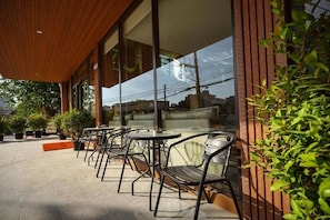 Zimmer, 1 Schlafzimmer, Raucher | Terrasse/Patio
