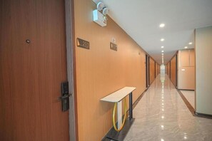 Room, 1 Bedroom, Smoking, Hot Tub | Interior - Room-velin Pattaya Hotel-family 1 (Pattaya)