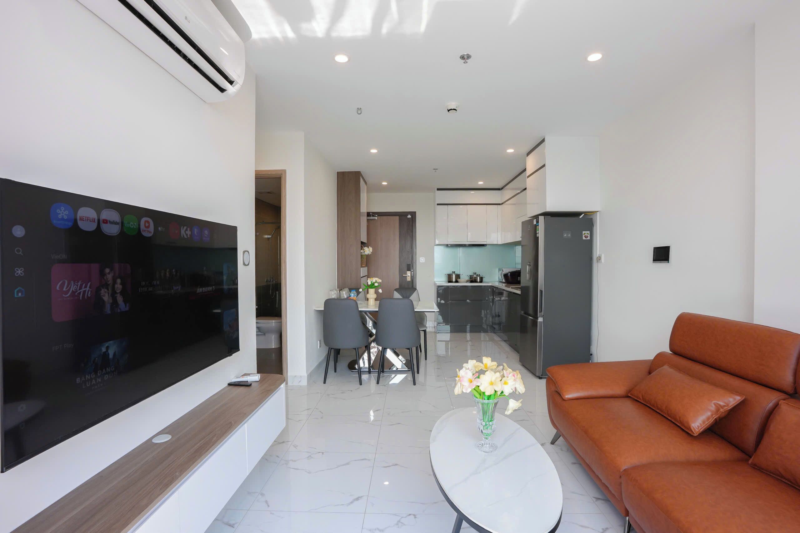 Familienapartment, Balkon | Wohnbereich
