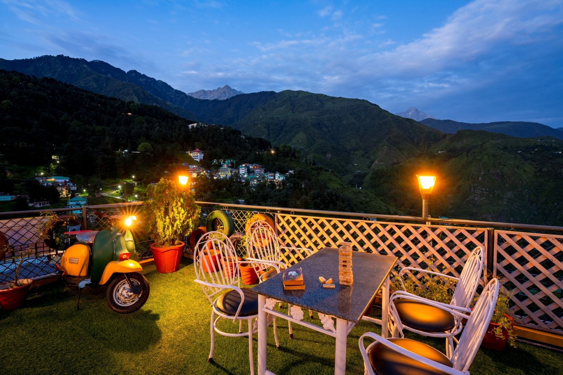 Khu ẩm thực ngoài trời