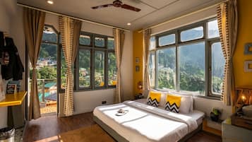 Standard Room with wide valley view