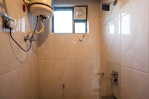 스탠다드 더블룸, 발코니, 계곡 전망 | 욕실