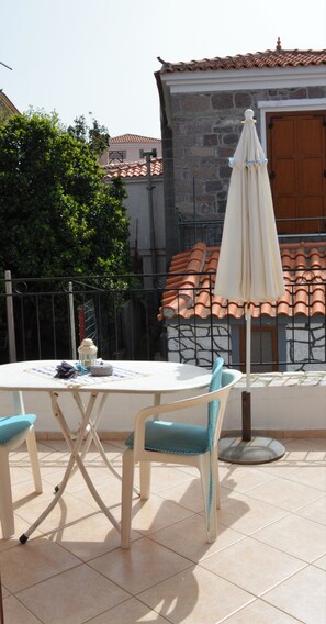 Studio, Balcony, Garden View | Outdoor dining - DIAMOND VIEW (MOLIVOS)