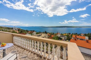 Property grounds - Studio for 2 with balcony and stunning sea view (Dramalj)