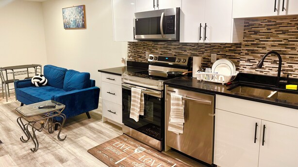 Private kitchen - Beautiful Cozy home (Regina)