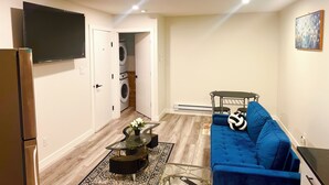 Living area - Beautiful Cozy home (Regina)