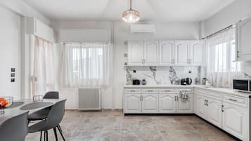 Apartamento familiar, vistas a la ciudad | Cocina privada