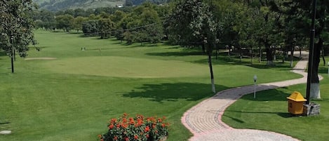 Deluxe Double Room, Mountain View | Golf