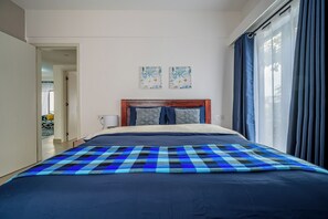 2 bedrooms, desk, iron/ironing board, free WiFi - Luxury 2 bedroom Kilimani Apartment near Yaya Centre | Pool, Gym and fast Wi-Fi (Nairobi)