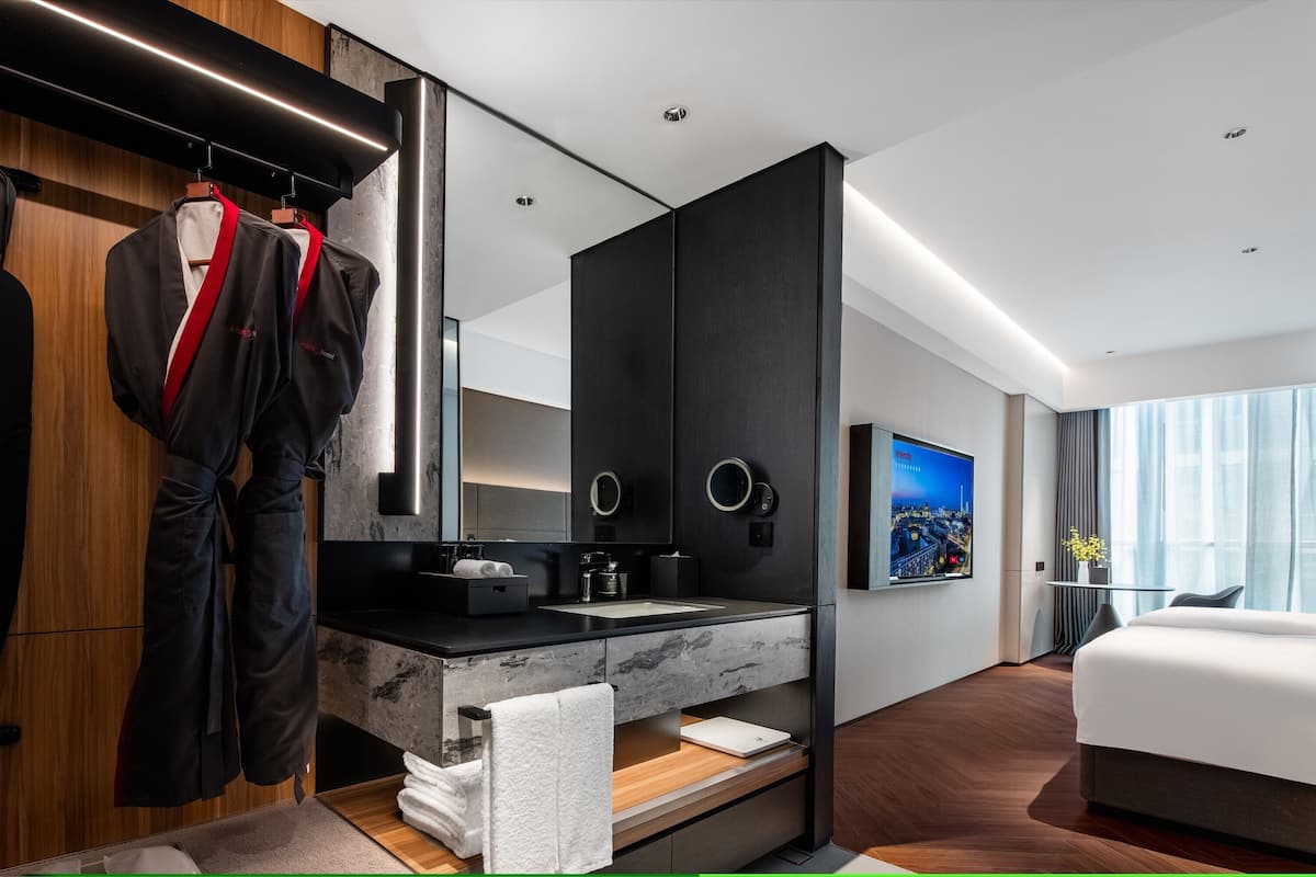 Quarto casal superior, vista para a cidade