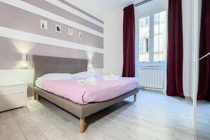 Iron/ironing board - Welcome to Myro’s House, a newly renovated apartment located in La Spezia in a convenient and strategic area, just a ten-minute walk from the central train station. The apartment is designed to offer a comfortable and relaxing stay and is the perfect s (La Spezia)
