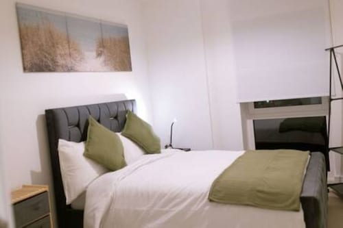 Birmingham City Centre Apts - 2BR