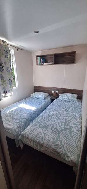 Bed sheets - Comfortable mobile homes (Bourgougnague)