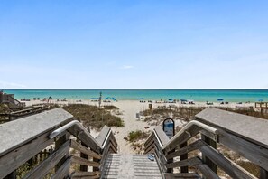 Beach nearby - Spacious 30A Beach Retreat w/ Golf Cart & Private Pool - Sleeps 21 (Santa Rosa Beach)