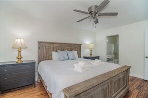 3 bedrooms, free WiFi, bed sheets - TB 71C Carolina Coastal Cozy (Pawleys Island)
