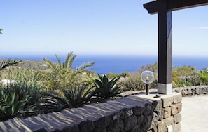 Apartamento Premium, vistas al mar | Jardines del alojamiento