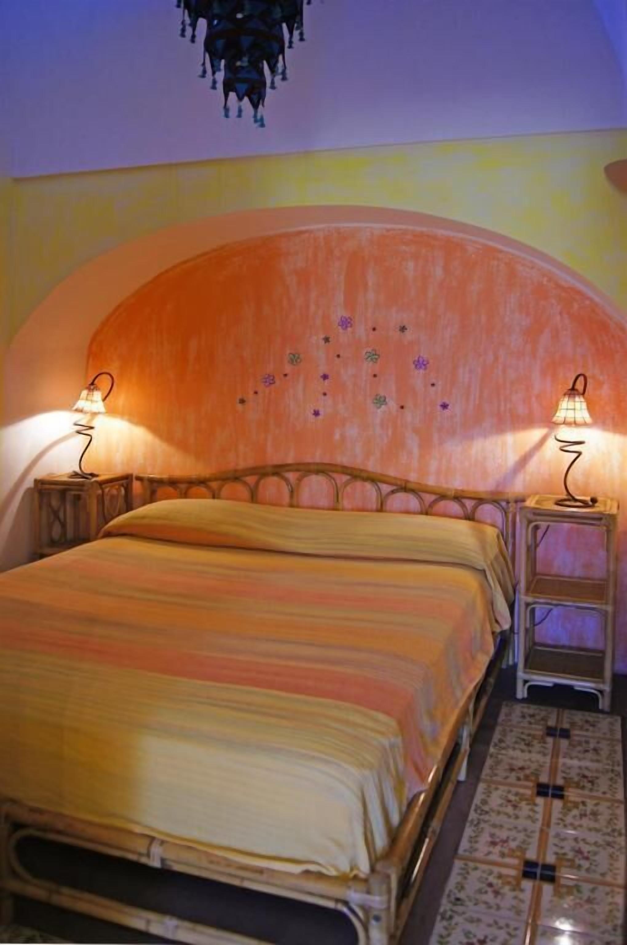 Familie appartement, gedeeltelijk uitzicht op zee