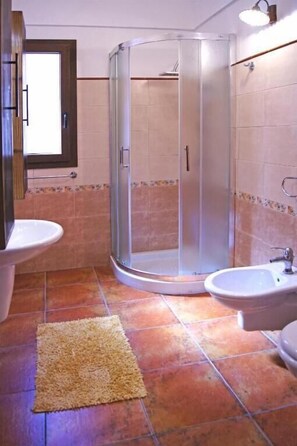 Deluxe Apartment, Sea View | Bathroom - I Dammusi di Punta karace Pantelleria (Sicilia)