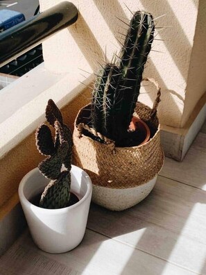 Interior detail - Sunny Studio, Balcony & Fast WiFi · 2 min to Beach (Los Cristianos)