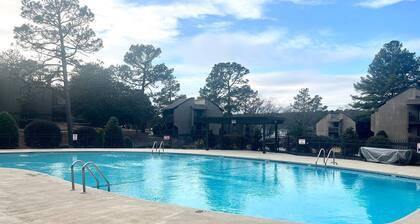 3-Bedroom Pinehurst Condo at Lakeview with Pool