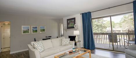 リビング エリア