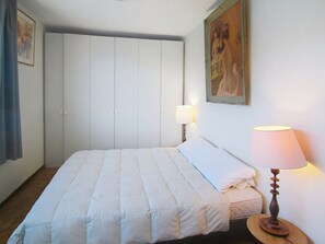 Travel crib, free WiFi, bed sheets - Cosy apartment for 4 people with WIFI, TV and balcony (Ghiffa)