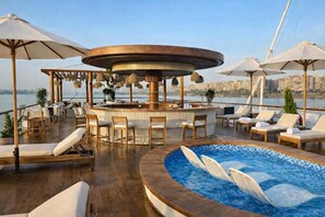 Outdoor spa tub - Hathor Ultra Luxury Dahabiya Cruise - Wednesday from Aswan 3 Nights (Aswan)